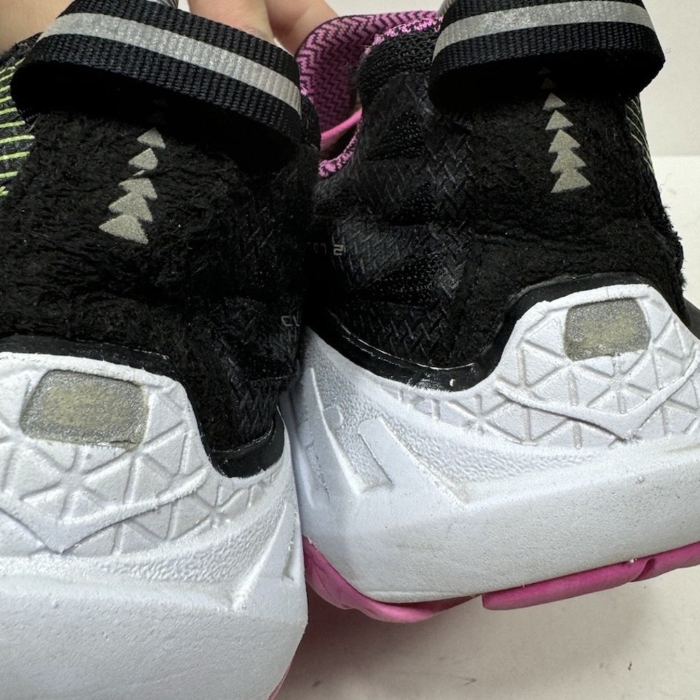 Hoka One One Clayton 2 1014777 BFGG Women's Size 10 Sneaker Black Pink Shoes - Picture 6 of 9